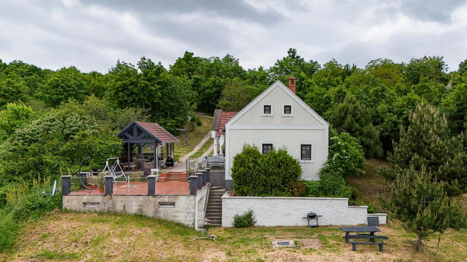 Borospince Vendeghaz Villa Pécsely Buitenkant foto